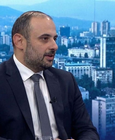 Üsküp sonunda yeni Luna Parkına kavuşuyor: “Şehrimiz modern bir geleceğe adım atıyor” Üsküp sonunda yeni Luna Parkına kavuşuyor: “Şehrimiz modern bir geleceğe adım atıyor”